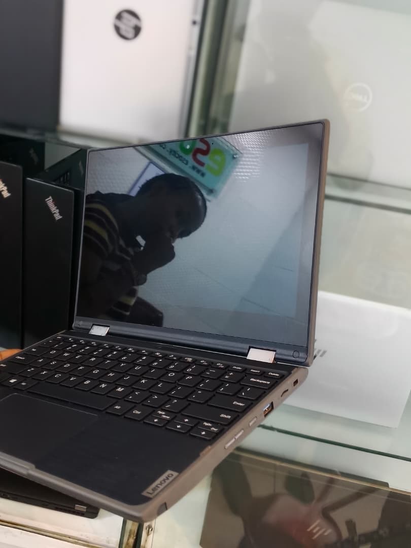 Lenovo 300e x360 convertible Laptop