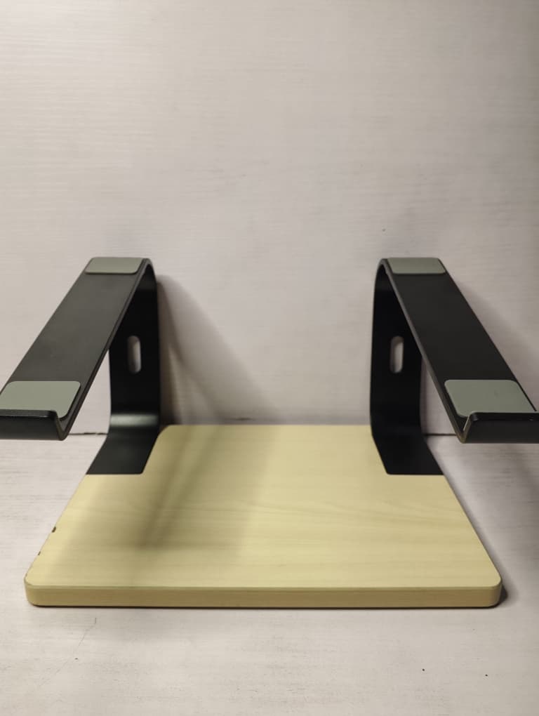 Non rotating, non adjustable Laptop stand without fan