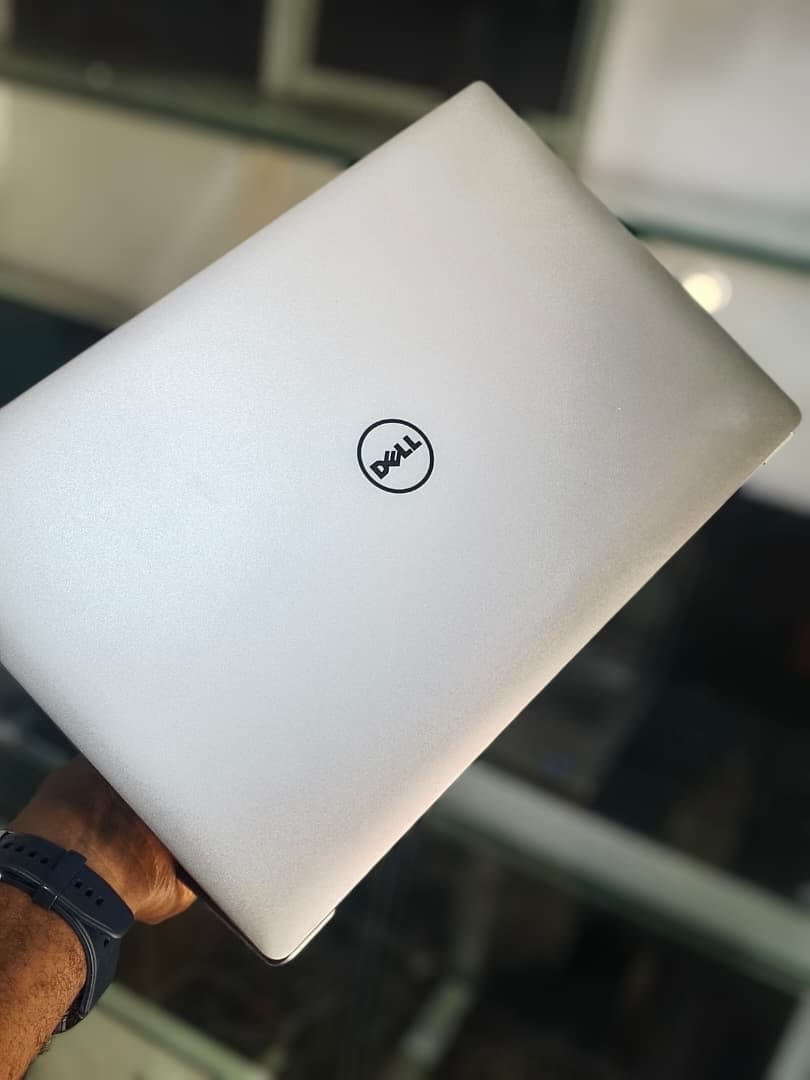 Dell XPS 15 (Gaming) Laptop: