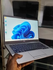 Dell Latitude 7400 Laptop 